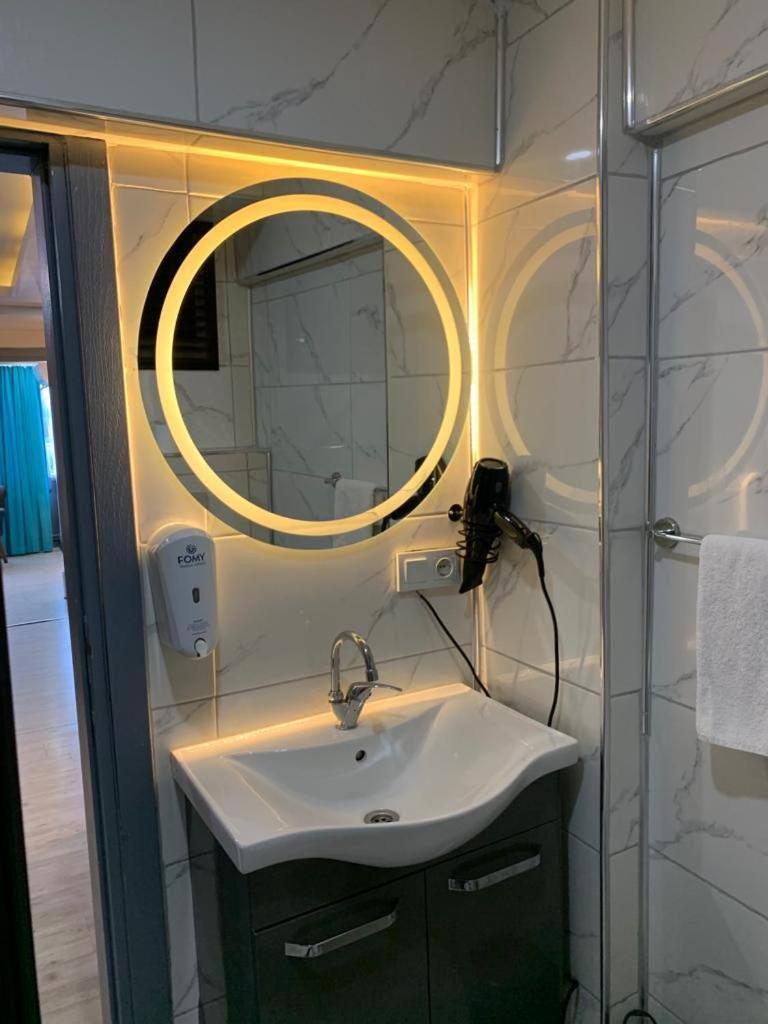 Sara Suit Hotel イスタンブール エクステリア 写真